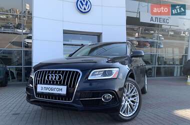 Внедорожник / Кроссовер Audi Q5 2016 в 