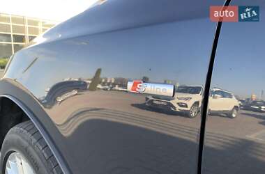 Внедорожник / Кроссовер Audi Q5 2016 в 