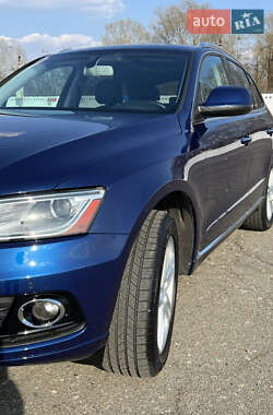 Внедорожник / Кроссовер Audi Q5 2015 в 