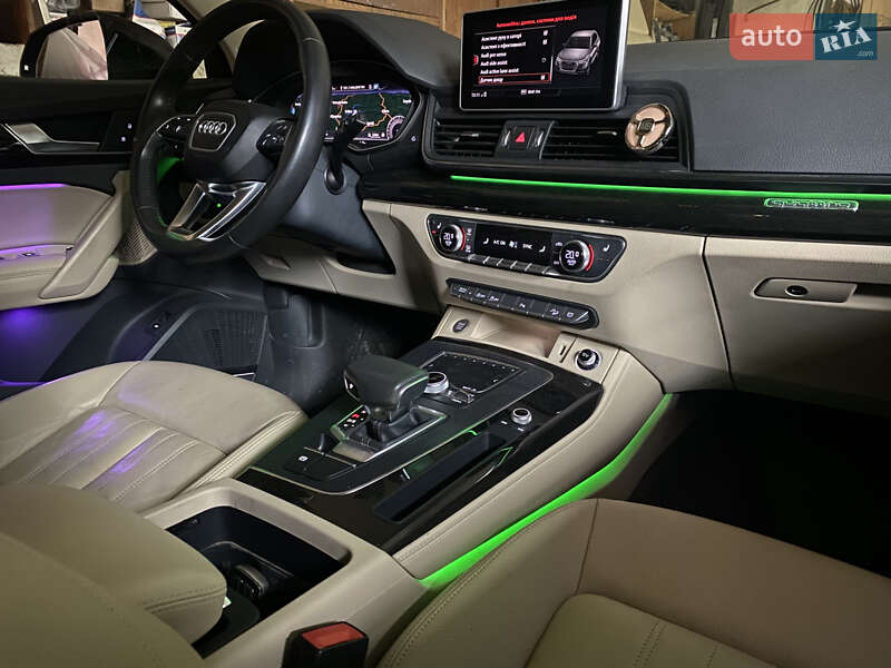 Внедорожник / Кроссовер Audi Q5 2018 в Львове фото 29 Внедорожник / Кроссовер Audi Q5 2018 в Львове