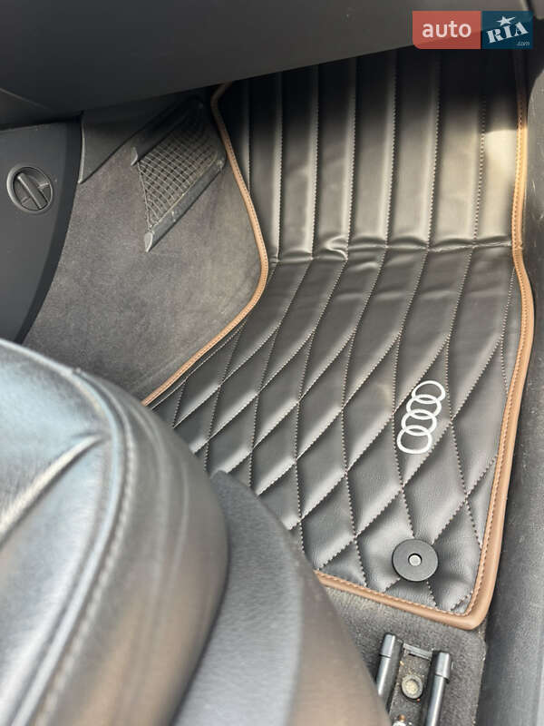 Внедорожник / Кроссовер Audi Q5 2011 в Коростене