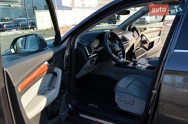 Позашляховик / Кросовер Audi Q5 2022 в 