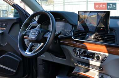 Позашляховик / Кросовер Audi Q5 2022 в 