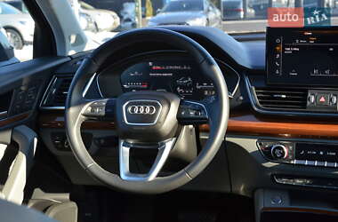 Позашляховик / Кросовер Audi Q5 2022 в 