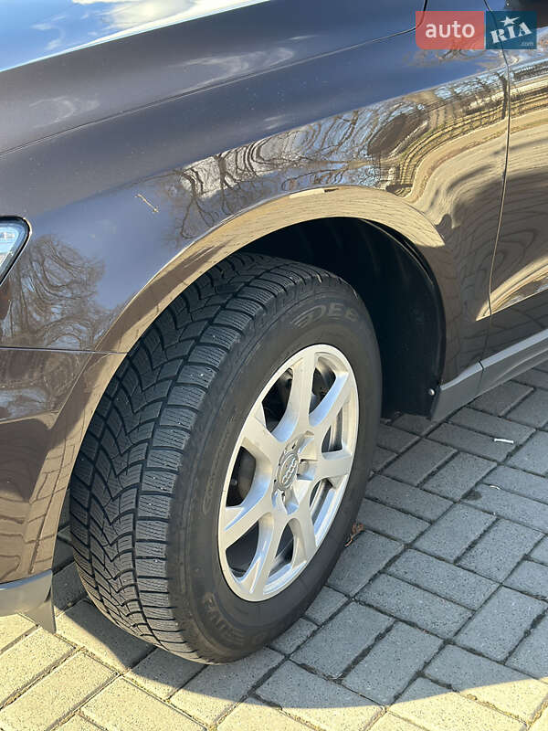 Внедорожник / Кроссовер Audi Q5 2013 в Прилуках