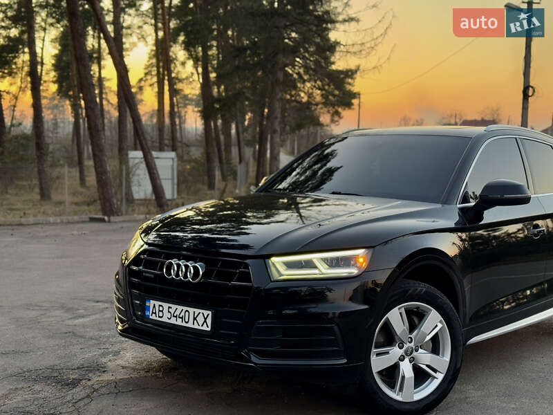 Позашляховик / Кросовер Audi Q5 2017 в Вінниці