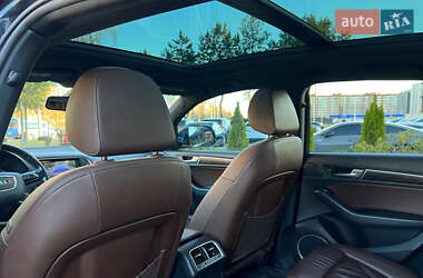 Внедорожник / Кроссовер Audi Q5 2015 в 