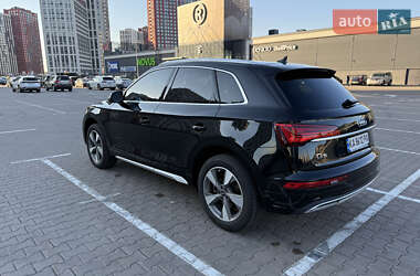 Внедорожник / Кроссовер Audi Q5 2022 в 
