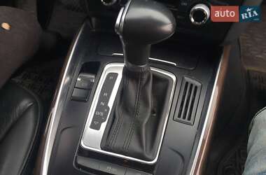 Внедорожник / Кроссовер Audi Q5 2015 в 