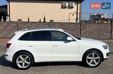 Внедорожник / Кроссовер Audi Q5 2008 в 