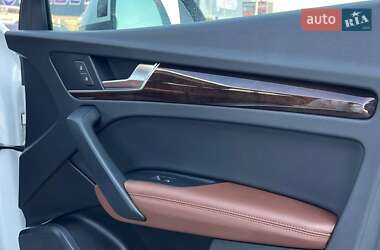 Внедорожник / Кроссовер Audi Q5 2019 в 