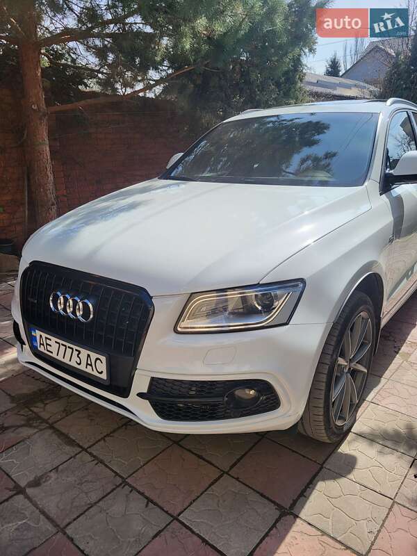 Внедорожник / Кроссовер Audi Q5 2015 в Днепре