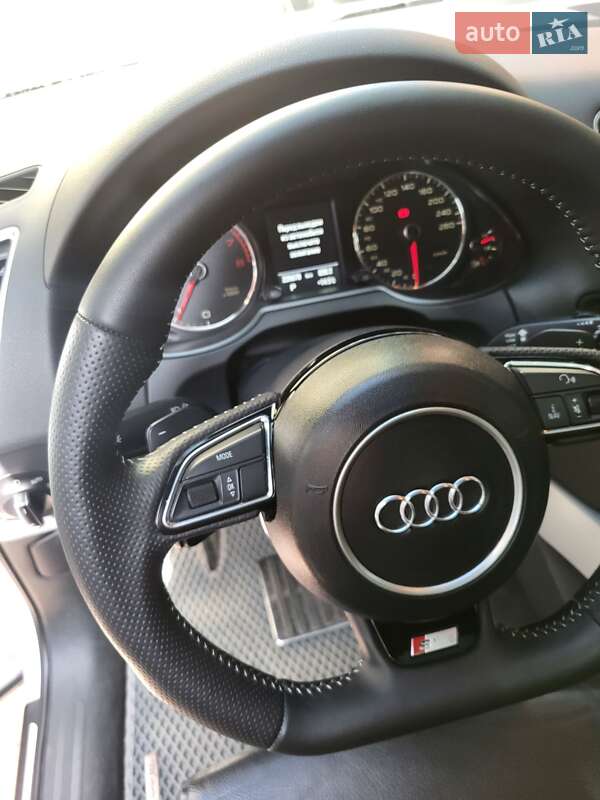 Внедорожник / Кроссовер Audi Q5 2015 в Днепре