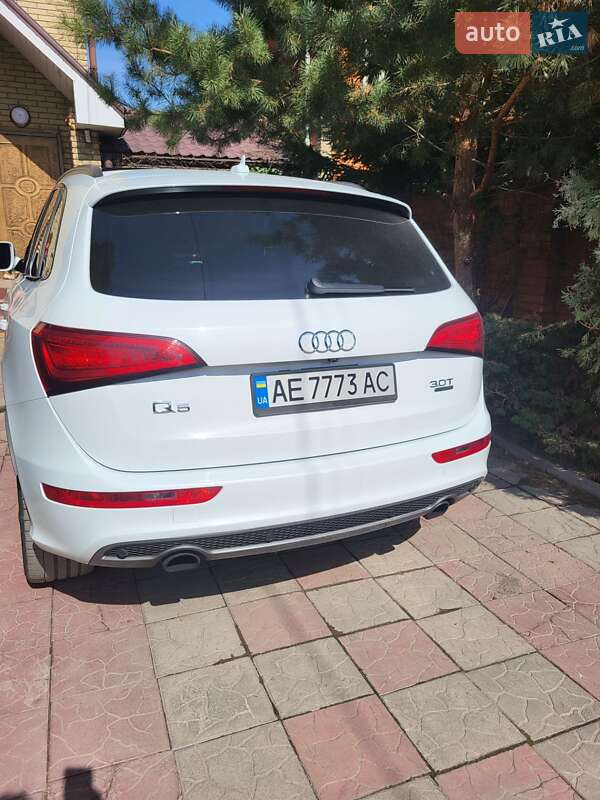 Внедорожник / Кроссовер Audi Q5 2015 в Днепре