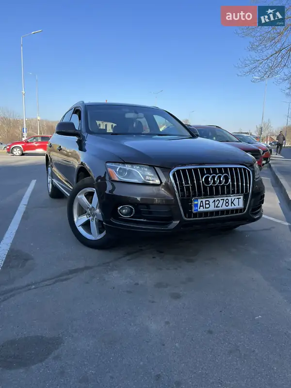 Внедорожник / Кроссовер Audi Q5 2012 в 
