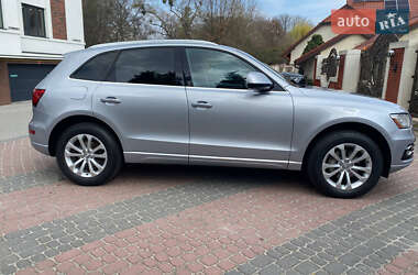 Внедорожник / Кроссовер Audi Q5 2015 в 