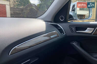 Внедорожник / Кроссовер Audi Q5 2015 в 