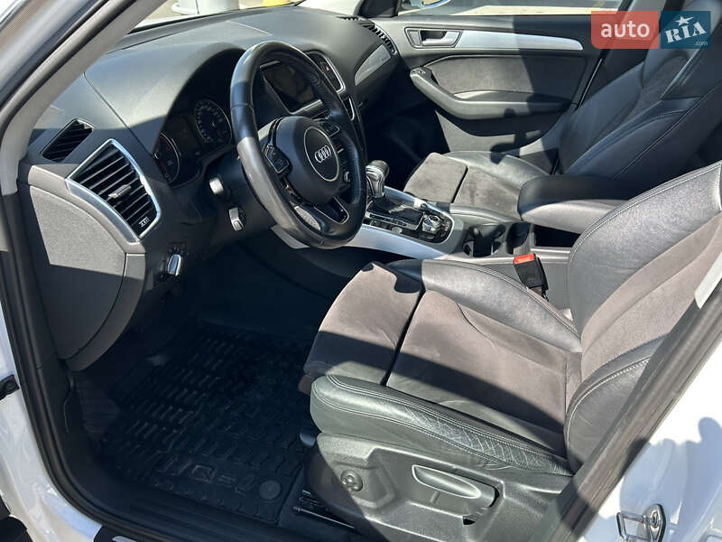 Внедорожник / Кроссовер Audi Q5 2014 в Киеве
