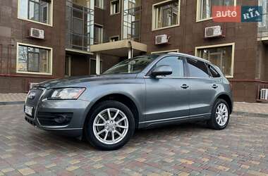Внедорожник / Кроссовер Audi Q5 2011 в 