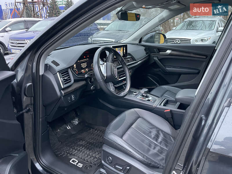 Внедорожник / Кроссовер Audi Q5 2018 в Львове