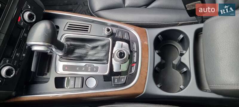 Внедорожник / Кроссовер Audi Q5 2016 в Одессе