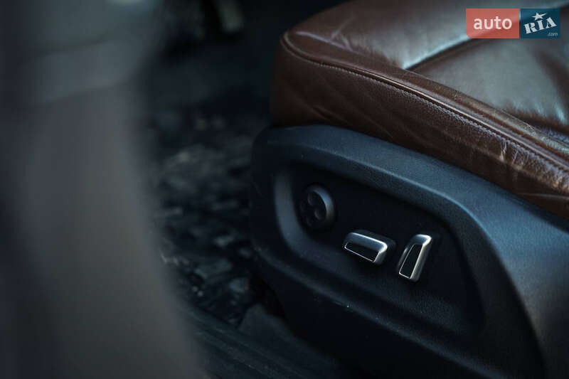 Внедорожник / Кроссовер Audi Q5 2015 в Ивано-Франковске