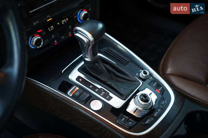 Внедорожник / Кроссовер Audi Q5 2015 в Ивано-Франковске