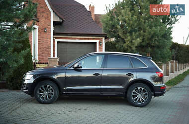 Внедорожник / Кроссовер Audi Q5 2015 в 