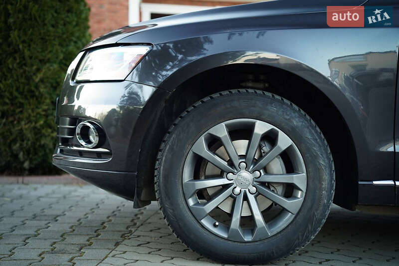 Внедорожник / Кроссовер Audi Q5 2015 в Ивано-Франковске