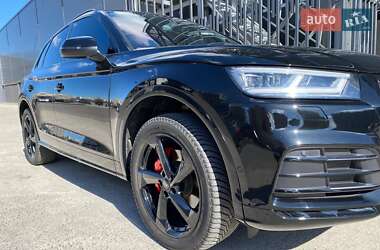 Внедорожник / Кроссовер Audi Q5 2020 в 