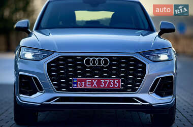 Позашляховик / Кросовер Audi Q5 2021 в 