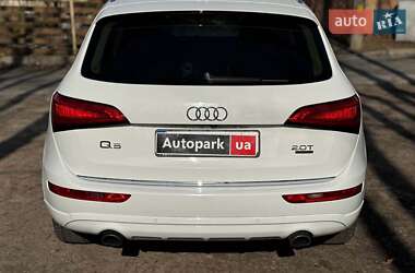 Внедорожник / Кроссовер Audi Q5 2015 в 