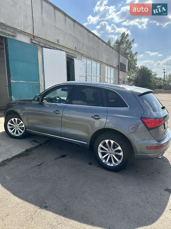 Внедорожник / Кроссовер Audi Q5 2012 в Шептицькому