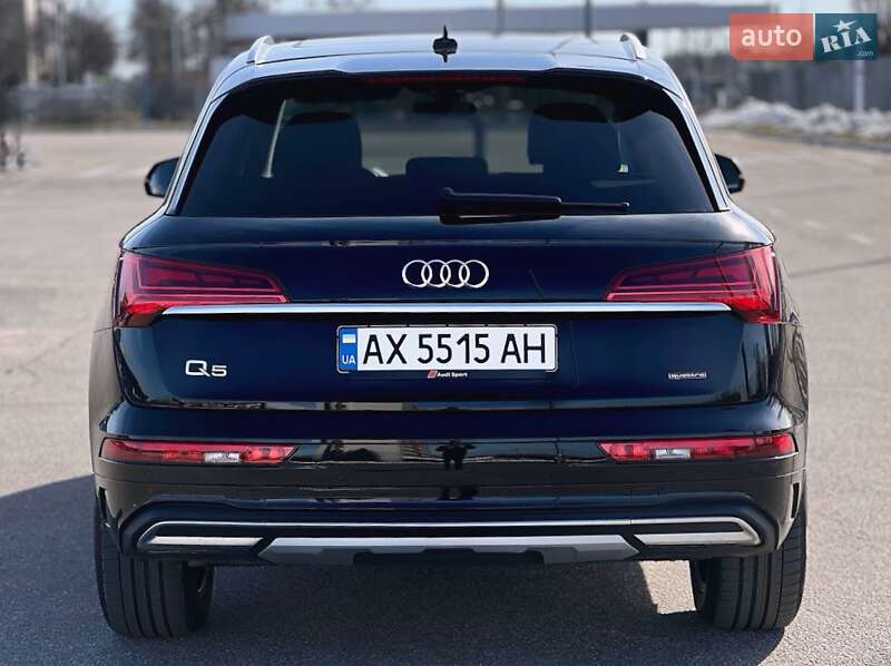 Позашляховик / Кросовер Audi Q5 2021 в Харкові