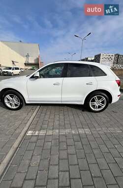 Позашляховик / Кросовер Audi Q5 2016 в Львові
