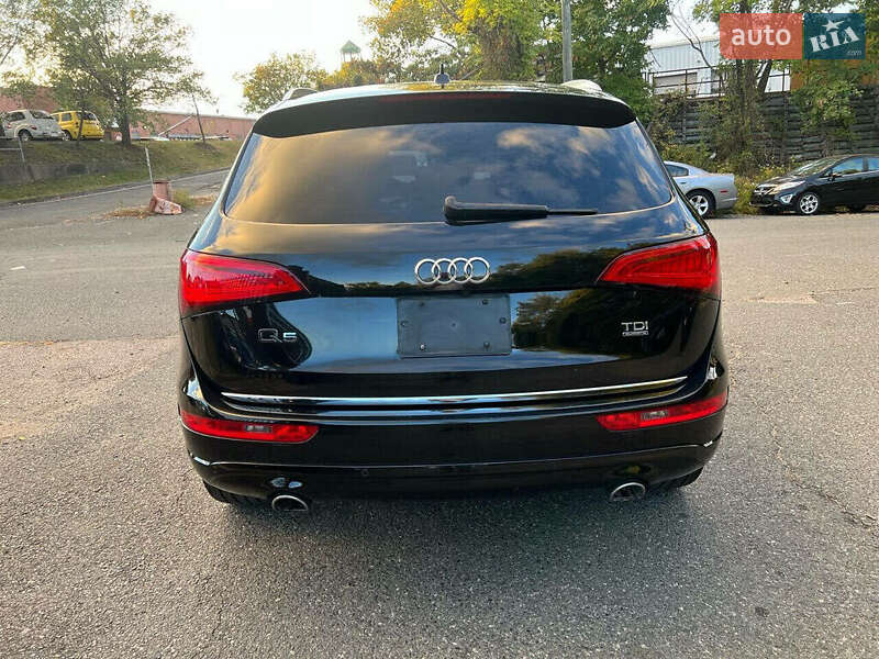 Позашляховик / Кросовер Audi Q5 2015 в Львові