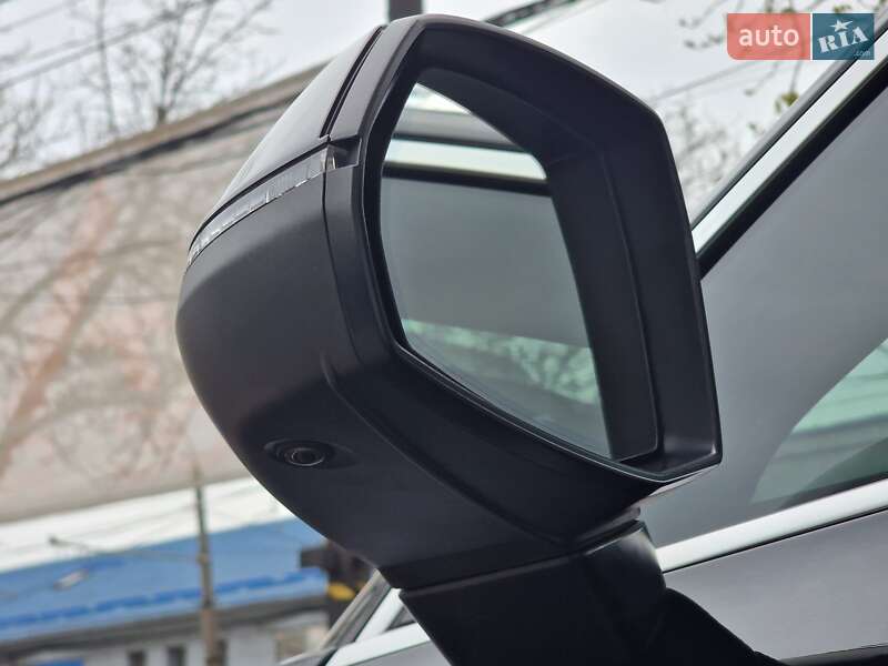 Внедорожник / Кроссовер Audi Q5 2019 в Одессе фото 18 Внедорожник / Кроссовер Audi Q5 2019 в Одессе