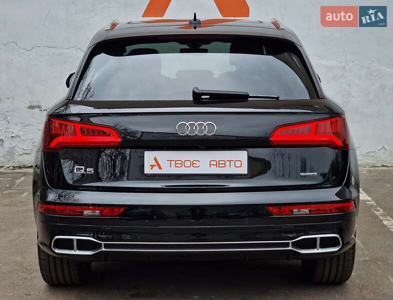 Внедорожник / Кроссовер Audi Q5 2019 в Одессе