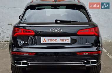 Внедорожник / Кроссовер Audi Q5 2019 в 