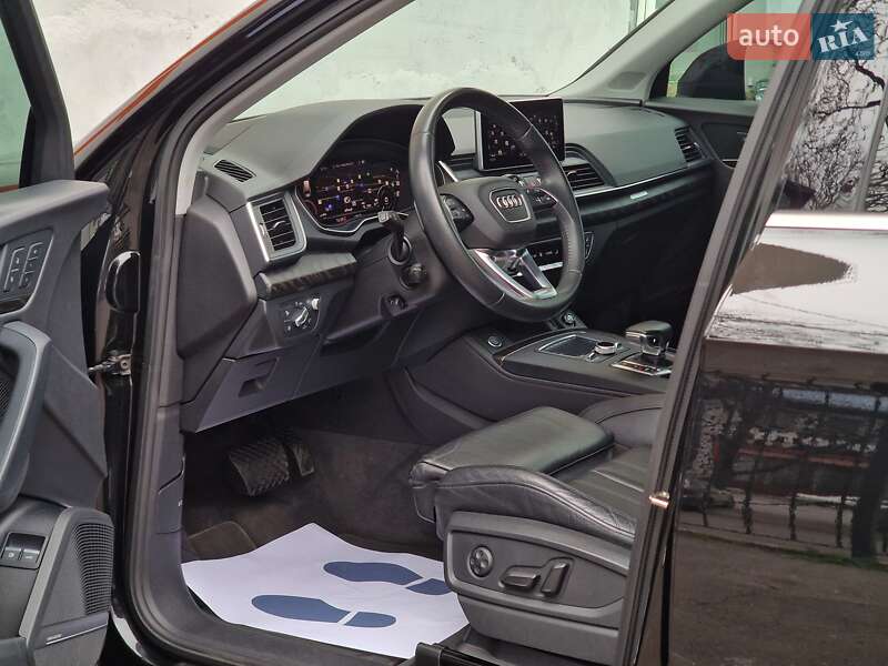 Внедорожник / Кроссовер Audi Q5 2019 в Одессе фото 40 Внедорожник / Кроссовер Audi Q5 2019 в Одессе