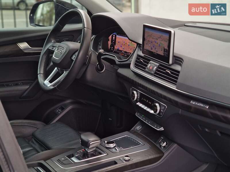 Внедорожник / Кроссовер Audi Q5 2019 в Одессе