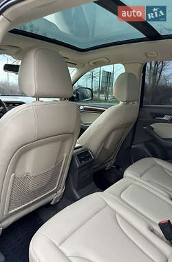 Внедорожник / Кроссовер Audi Q5 2014 в Кривом Роге