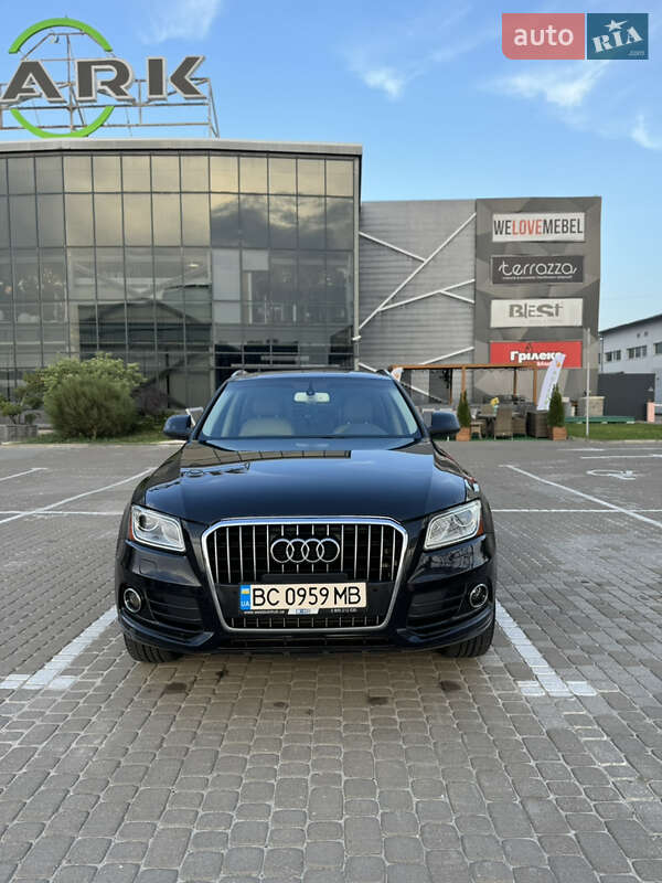 Внедорожник / Кроссовер Audi Q5 2012 в 