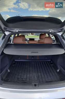 Внедорожник / Кроссовер Audi Q5 2022 в 