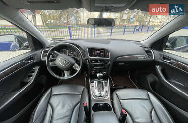 Внедорожник / Кроссовер Audi Q5 2015 в 