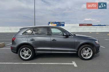 Внедорожник / Кроссовер Audi Q5 2016 в 