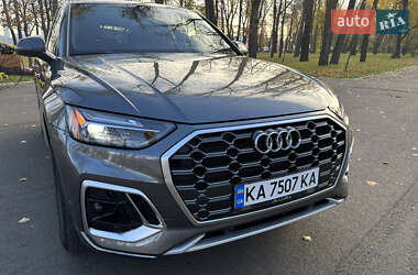 Внедорожник / Кроссовер Audi Q5 2022 в Киеве