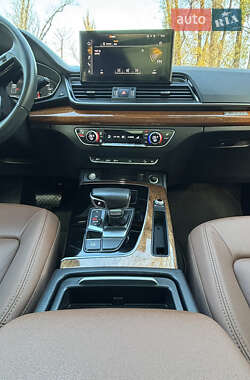 Внедорожник / Кроссовер Audi Q5 2022 в Киеве