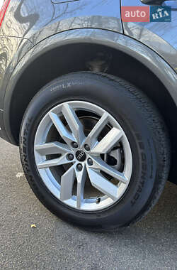 Внедорожник / Кроссовер Audi Q5 2022 в Киеве