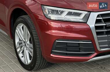 Позашляховик / Кросовер Audi Q5 2017 в 